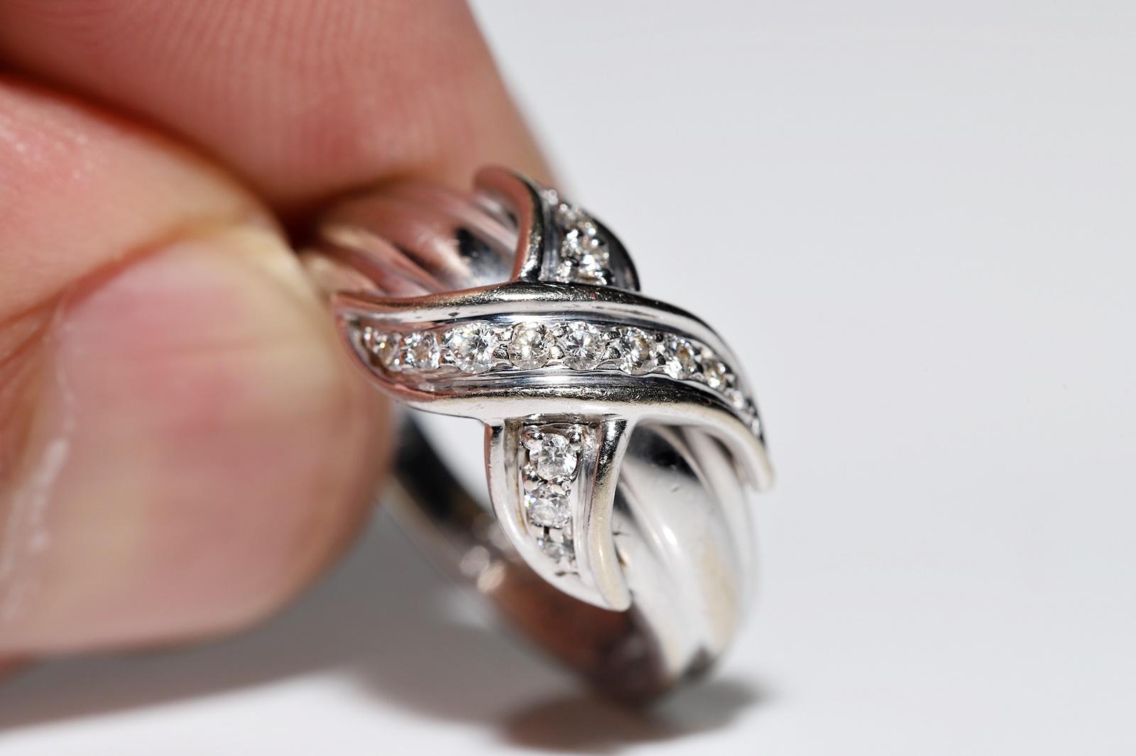 Vintage Circa 1980er Jahre 18k Gold Natürlicher Diamant Dekorierter Vintage-Ring im Angebot 5