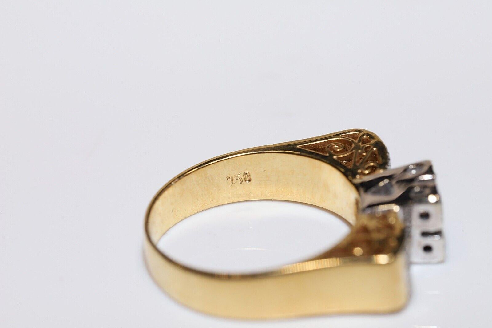 Vintage Circa 1980s 18k Gold Natural Diamond Decorated Ring  In Good Condition For Sale In Fatih/İstanbul, 34