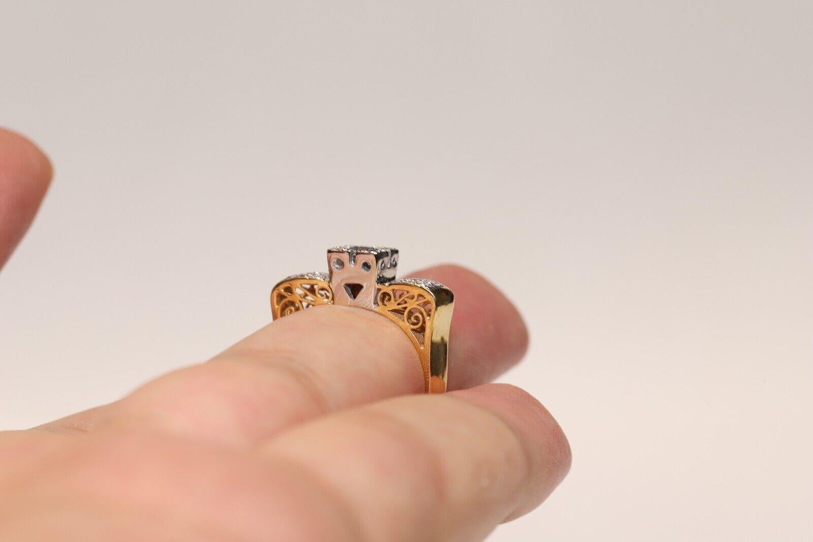 Vintage Circa 1980er Jahre 18k Gold Natürlicher Diamant Dekorierter Vintage-Ring im Angebot 1