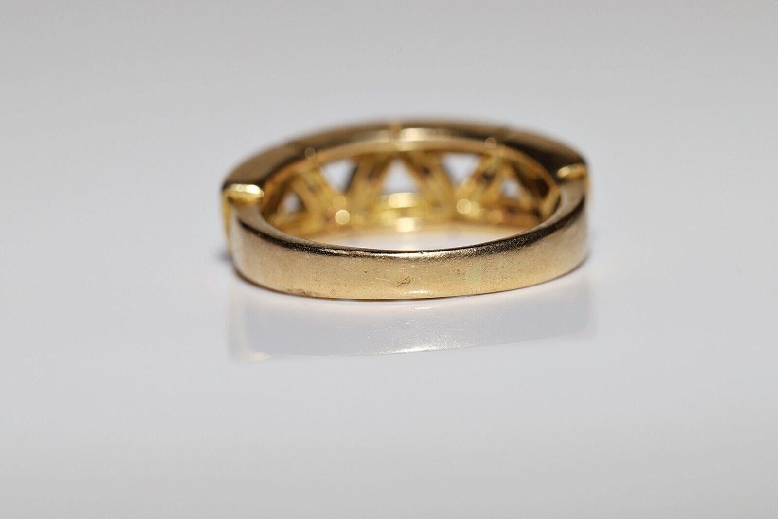 Vintage Circa 1980er Jahre 18k Gold Natürlicher Diamant Dekorierter Vintage-Ring im Angebot 3
