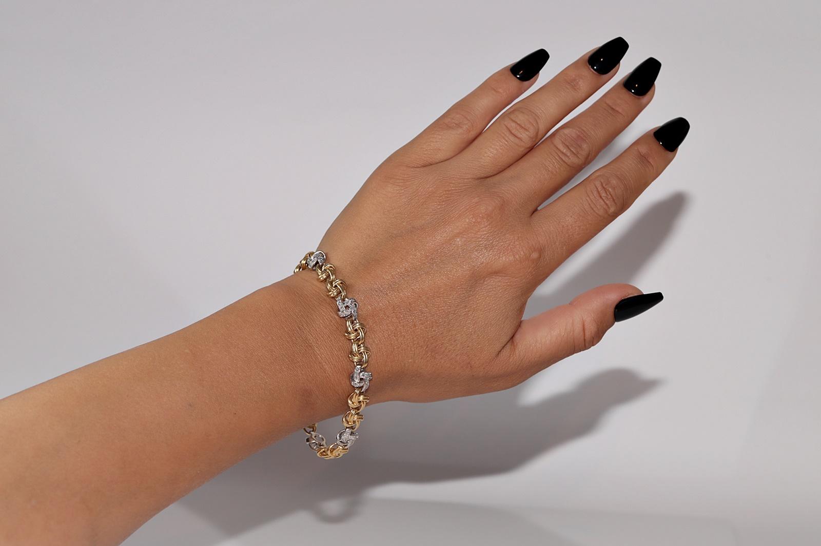 Vintage Circa 1980s 18k Gold Natural Diamond Decorated Rope Stye Bracelet 12
