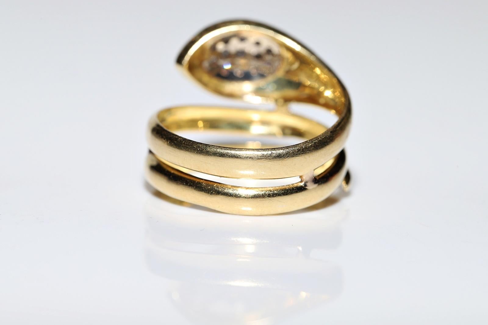 Vintage Circa 1980s 18k Gold Natural Diamond Decorated Snake Ring  4