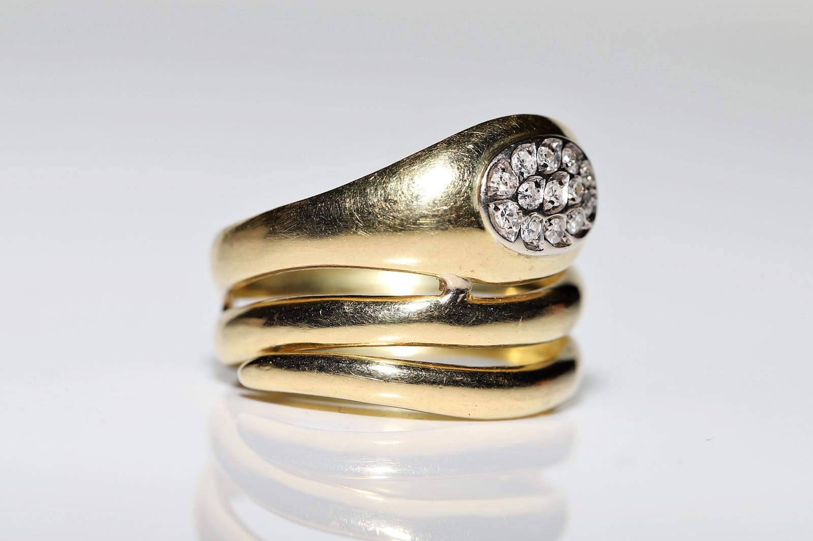 Vintage Circa 1980s 18k Gold Natural Diamond Decorated Snake Ring  1