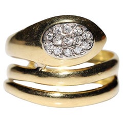 Vintage Circa 1980s 18k Gold Natural Diamond Decorated Snake Ring 