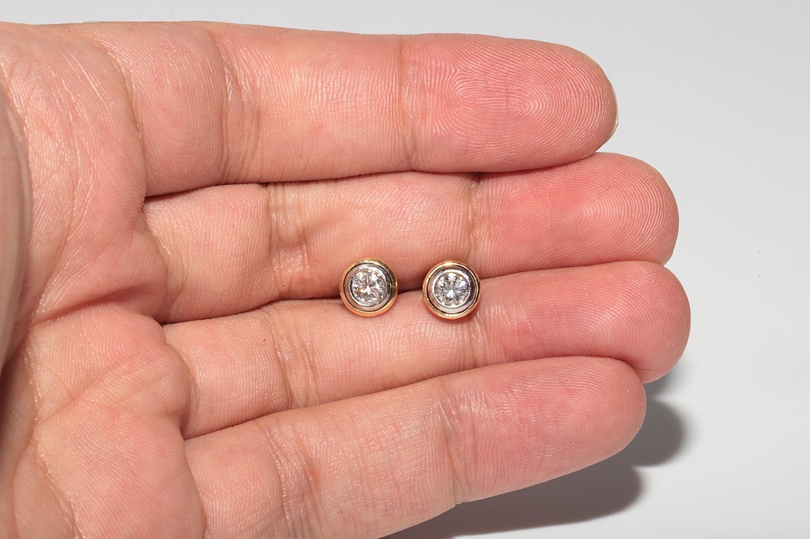Women's Vintage Circa 1980s 18k Gold Natural Diamond Decorated Solitaire Earring For Sale
