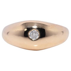 Vintage Circa 1980s 18k Gold Natural Diamond Decorated Solitaire Ring