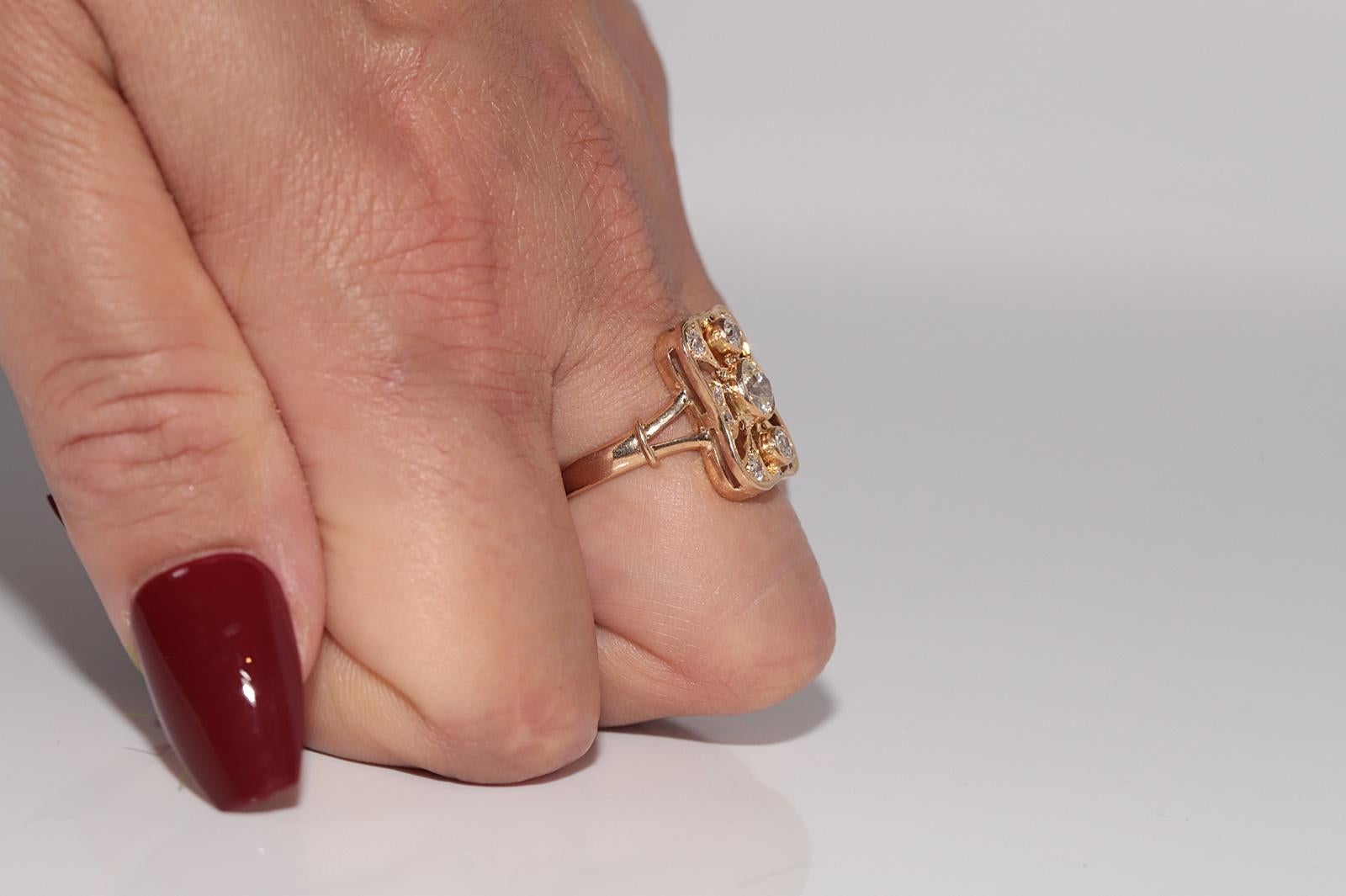 Anello d'epoca CIRCA 1980 in oro 18k con diamanti naturali decorati e design quadrato In condizioni buone in vendita a Fatih/İstanbul, 34