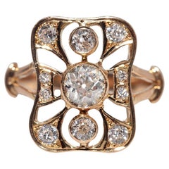 Vintage Circa 1980s Gold 18k Natural Diamond Decorated Square Design Ring (bague en or 18k décorée de diamants naturels)