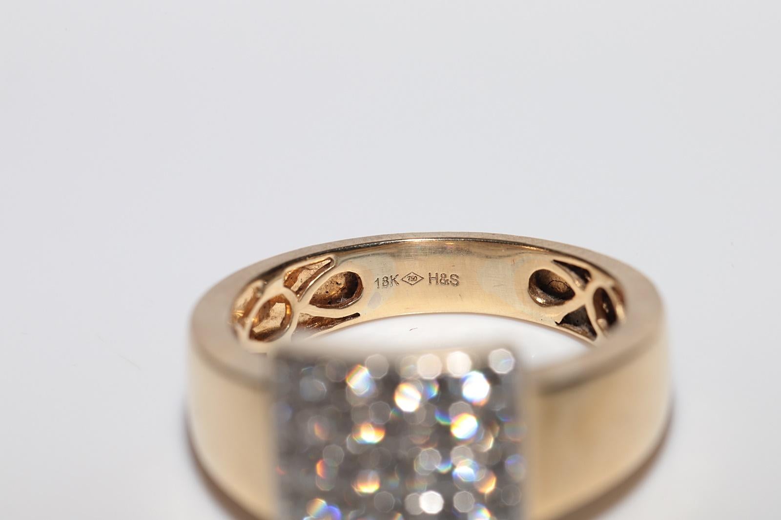 Vintage Circa 1980er Jahre 18k Gold Natürlicher Diamant Dekorierter Quadratischer Stil Ring im Angebot 3