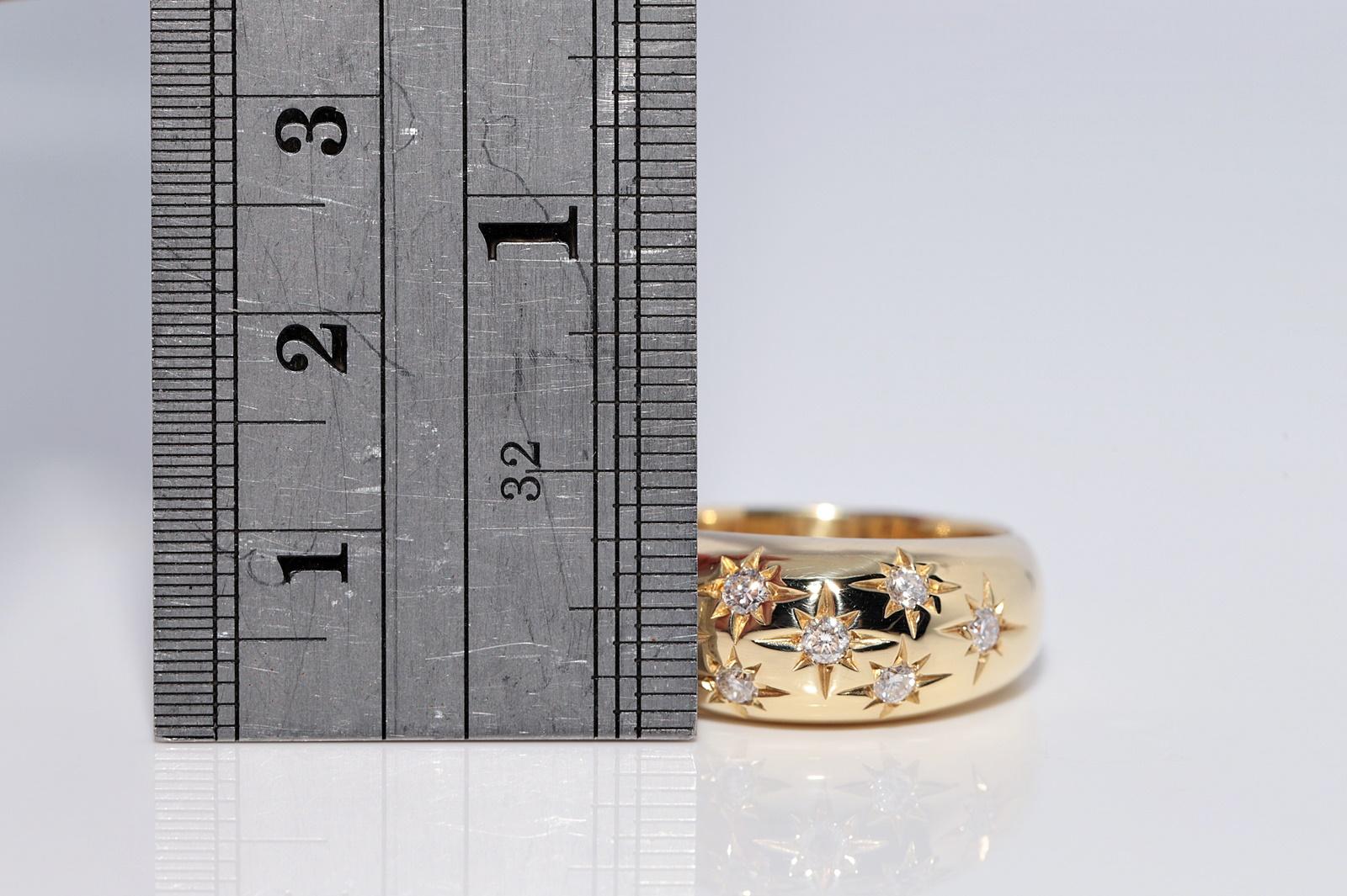 Vintage CIRCA 1980er Jahre 18k Gold natürlichen Diamanten verziert Star Design Strong Ring im Angebot 6