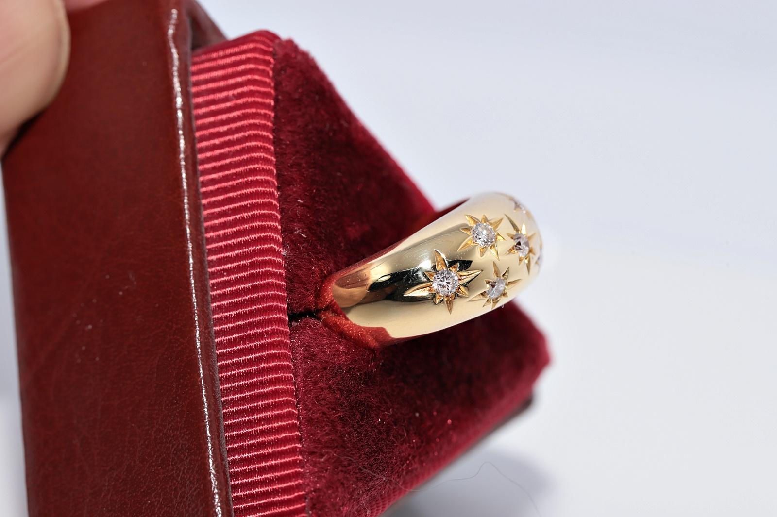 Vintage CIRCA 1980er Jahre 18k Gold natürlichen Diamanten verziert Star Design Strong Ring (Kunsthandwerker*in) im Angebot