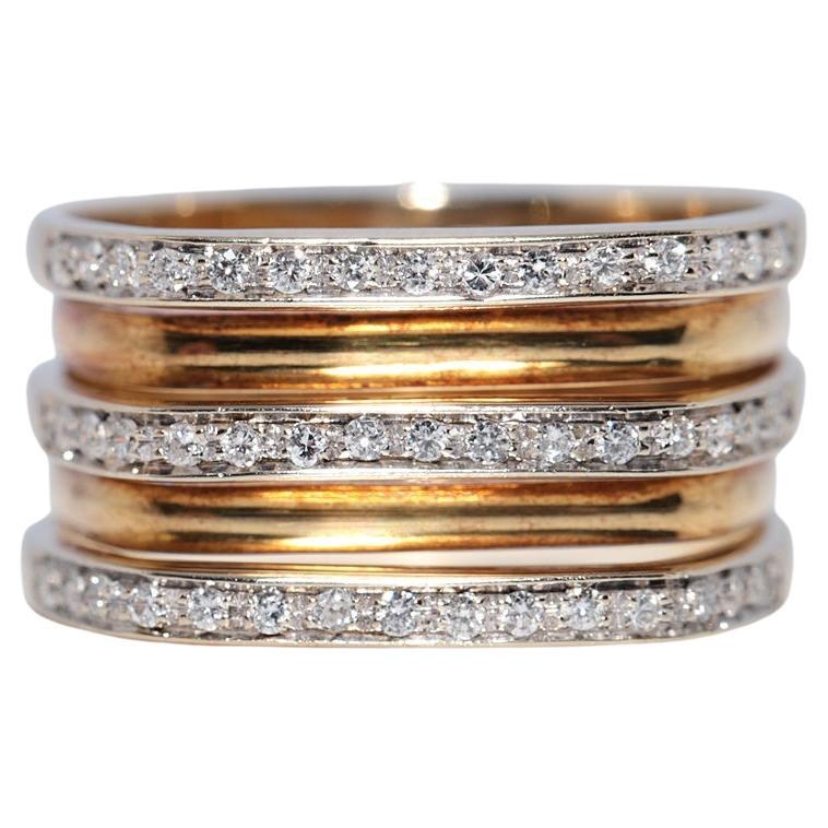 Anello Stron d
oro naturale decorato con diamanti, vintage, anni 
80, 18 ct.