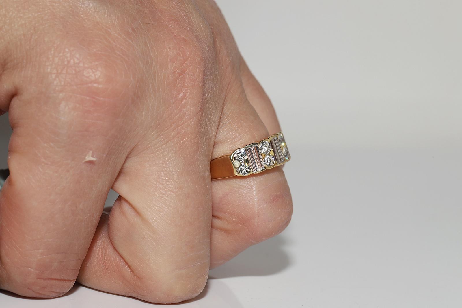 Vintage Circa 1980s 18k Gold Natural Diamond Decorated Strong Band Ring For Sale 9