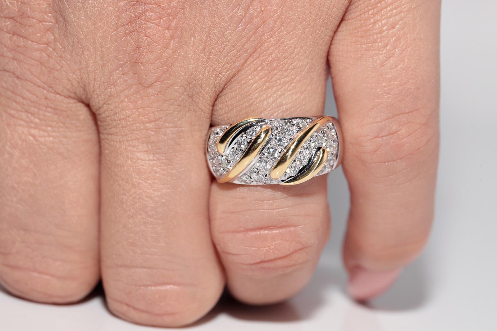 Vintage Circa 1980er Jahre 18k Gold Natürlicher Diamant Dekorierter starker Bandring im Angebot 10