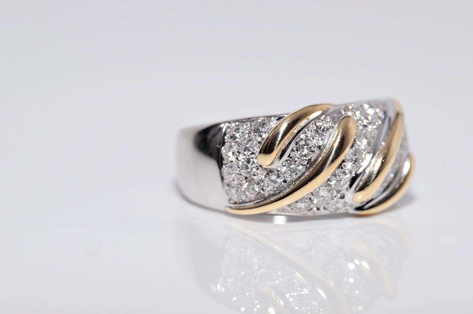 Vintage Circa 1980er Jahre 18k Gold Natürlicher Diamant Dekorierter starker Bandring Damen im Angebot