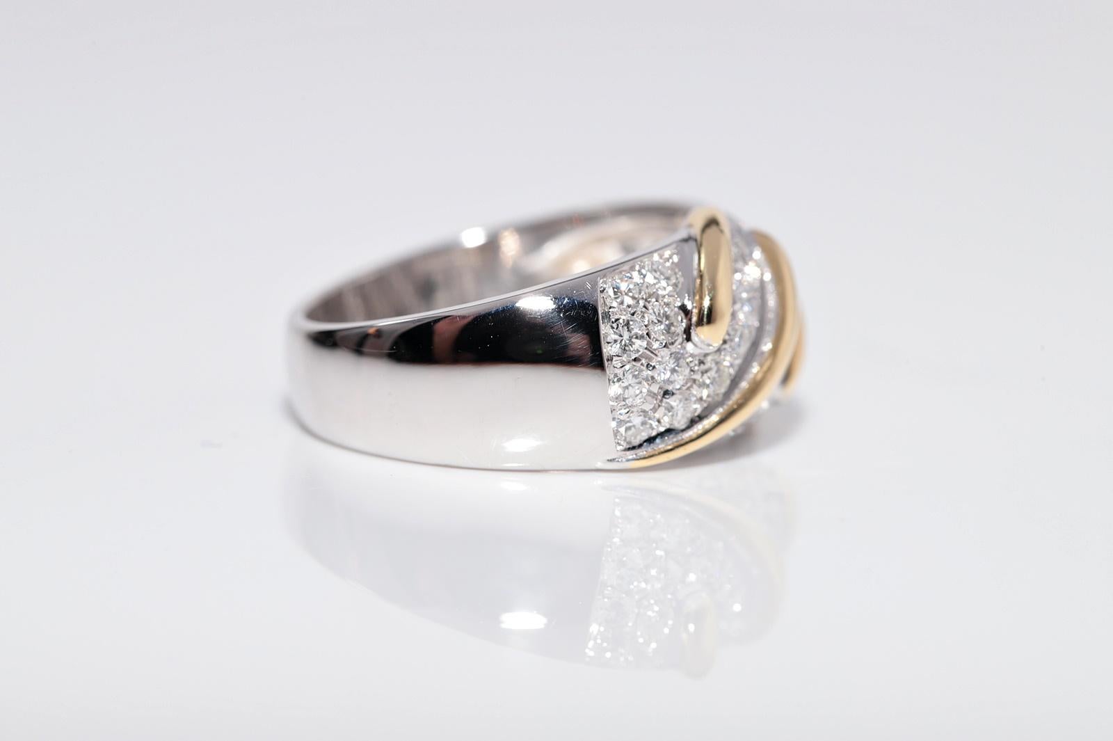 Vintage Circa 1980er Jahre 18k Gold Natürlicher Diamant Dekorierter starker Bandring im Angebot 1
