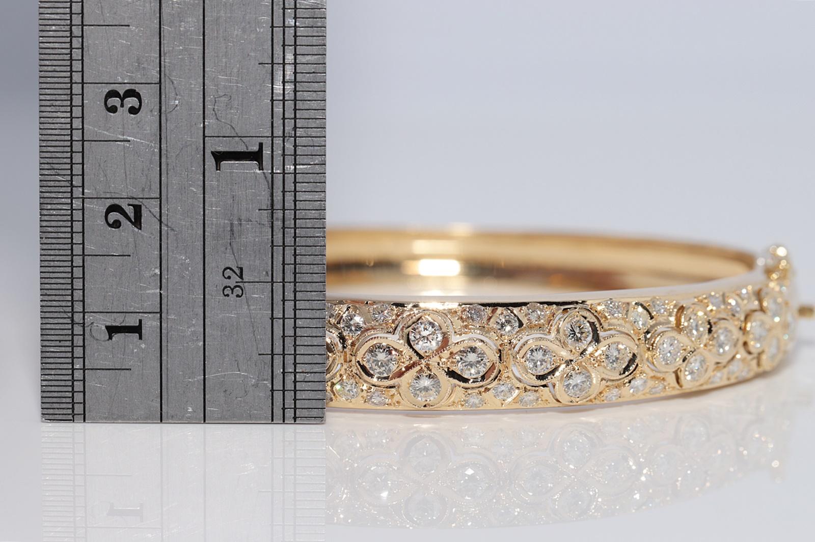 Vintage CIRCA 1980er Jahre 18k Gold natürlichen Diamanten verziert starke Armreif-Armband Damen im Angebot