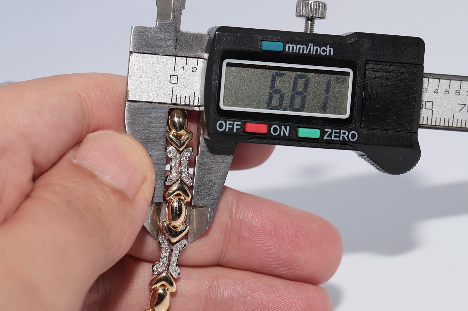 Vintage CIRCA 1980s 18k Gold natürlichen Diamanten verziert starke Armband im Angebot 2