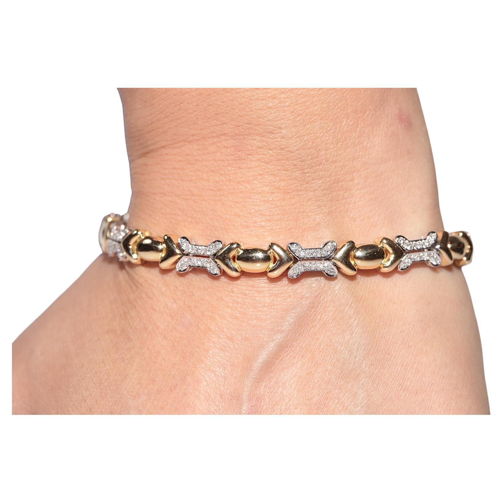 Bracciale forte d
oro 18k decorato con diamanti naturali, CIRCA GLI ANNI 80