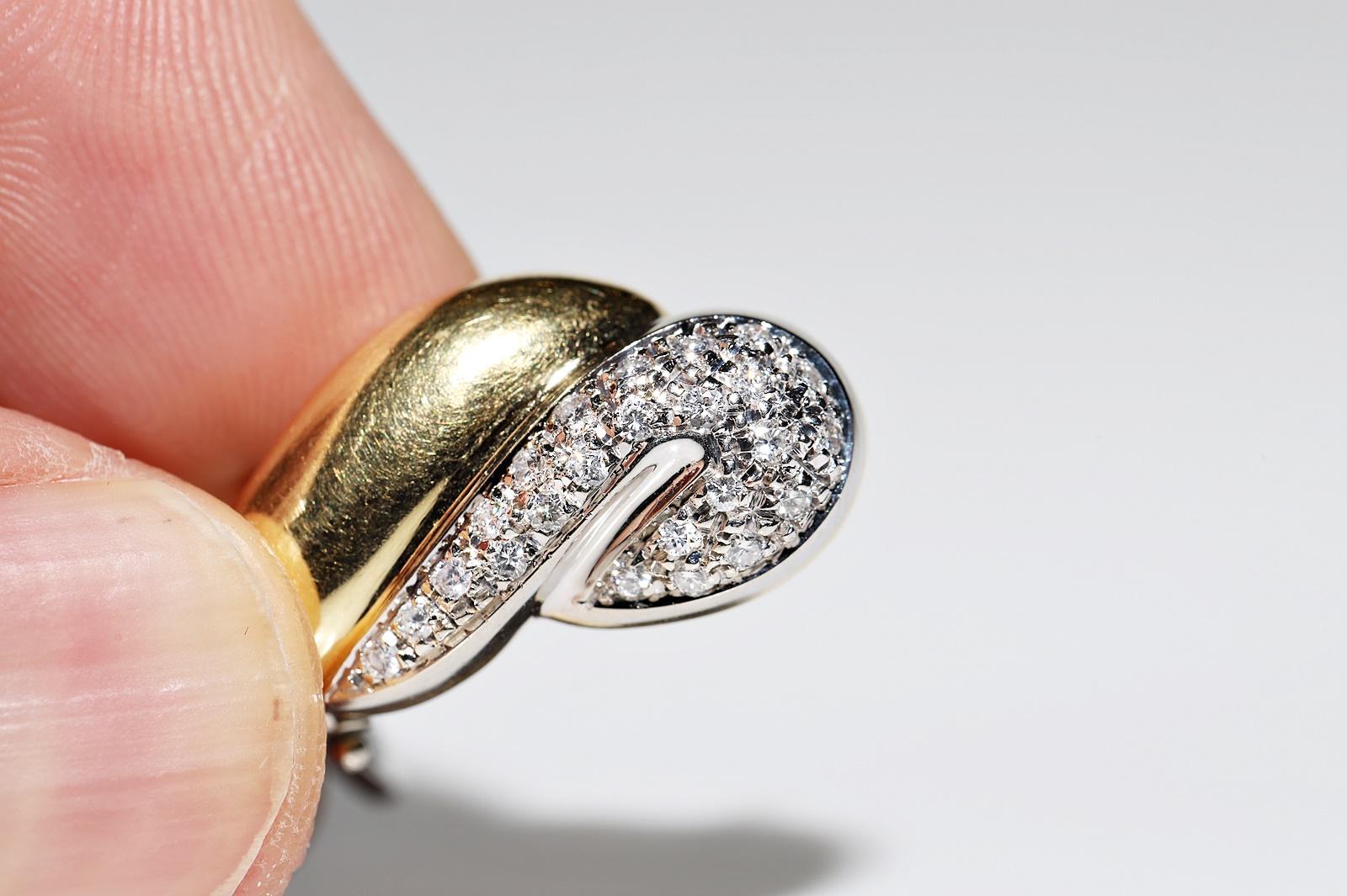 Vintage CIRCA 1980er Jahre 18k Gold NaturaL Diamant verziert starke Ohrring im Angebot 8