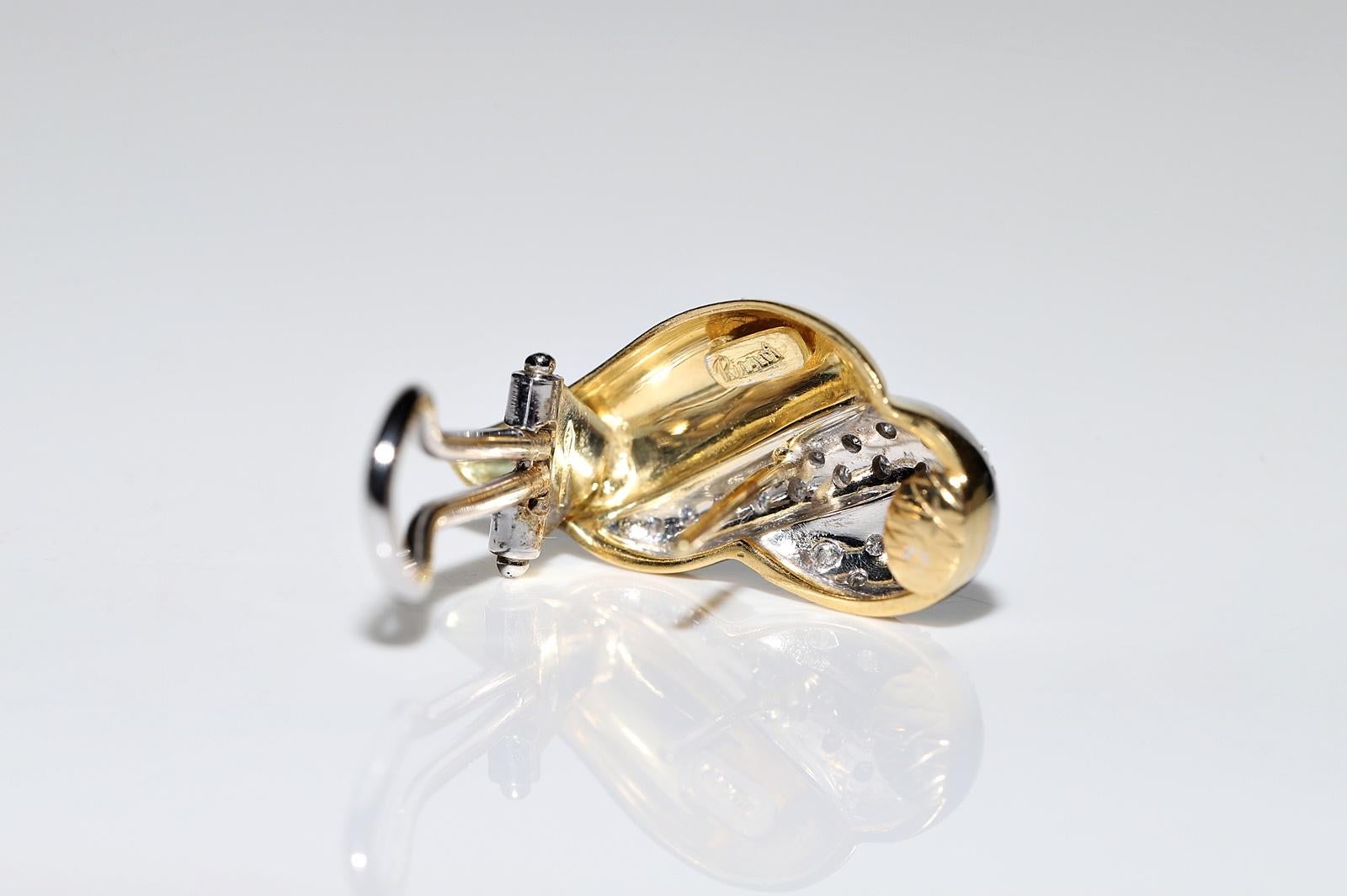 Vintage CIRCA 1980er Jahre 18k Gold NaturaL Diamant verziert starke Ohrring im Angebot 2