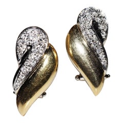 Orecchino forte in oro 18k NatureL decorato con diamanti, CIRCA 1980