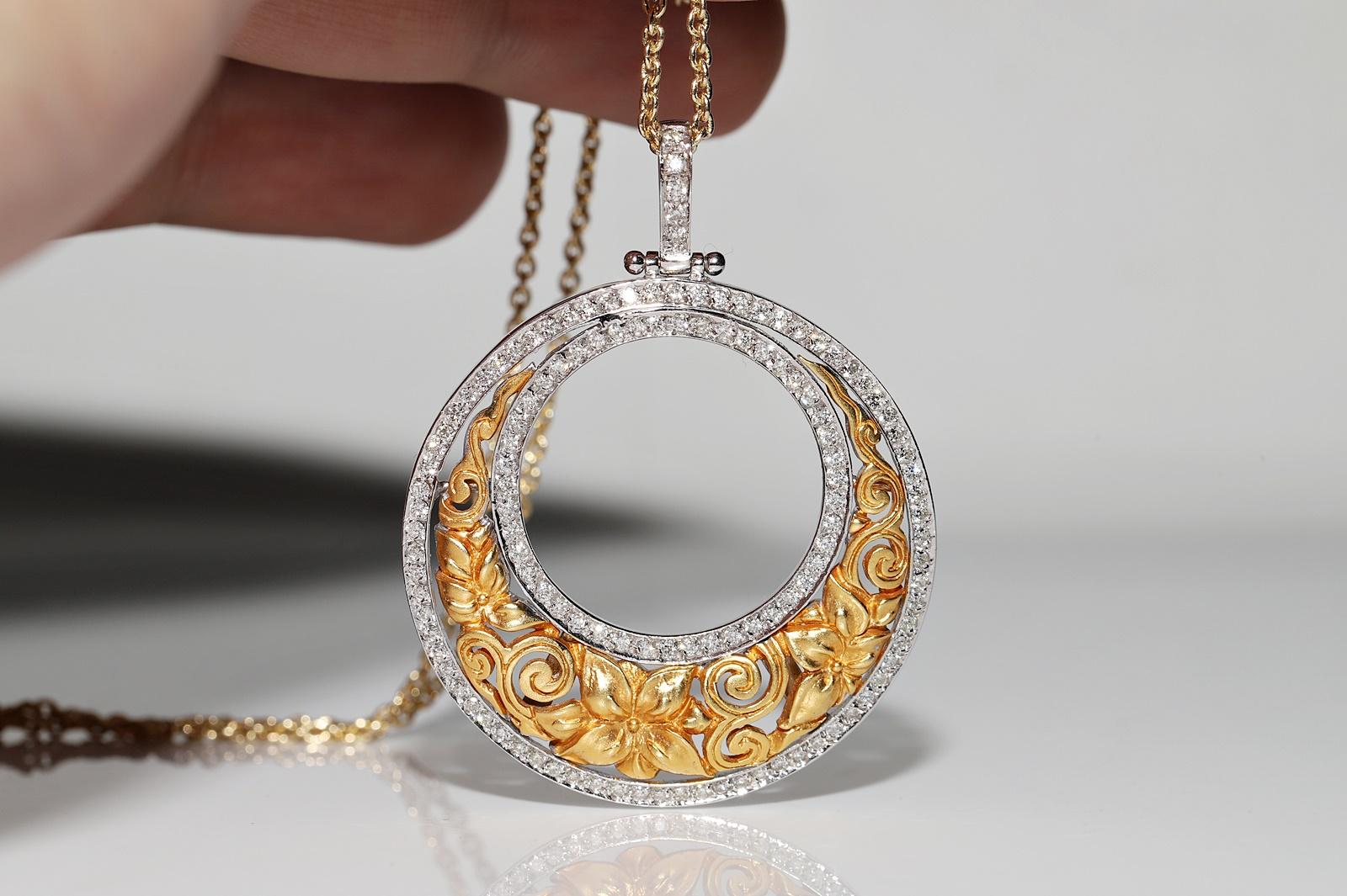 Vintage Circa 1980er Jahre 18k Gold Natürlicher Diamant Dekorierter starker Anhänger Halskette Damen im Angebot