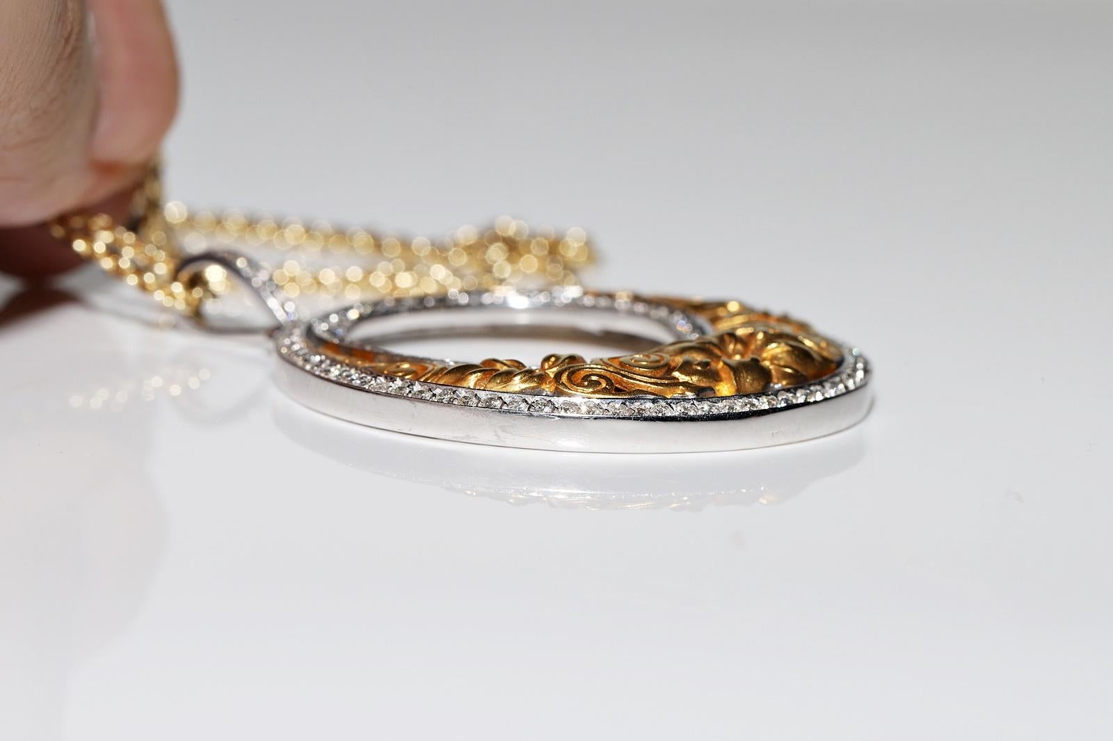 Vintage Circa 1980er Jahre 18k Gold Natürlicher Diamant Dekorierter starker Anhänger Halskette im Angebot 1