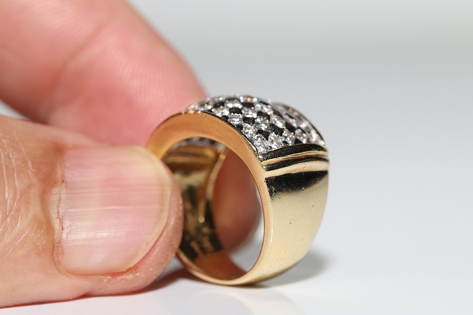 Vintage Circa 1980er Jahre 18k Gold Natürlicher Diamant Dekorierter starker Ring im Angebot 4