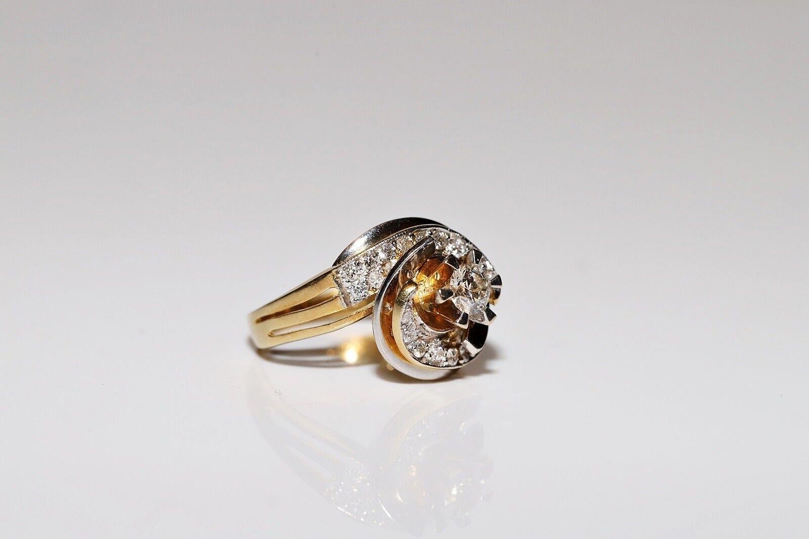 Vintage Circa 1980er Jahre 18k Gold Natürlicher Diamant Dekorierter starker Ring im Angebot 4