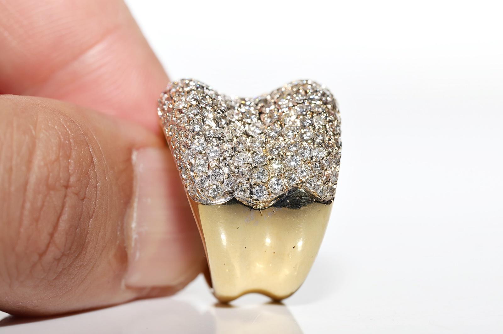 Anello forte decorato con diamanti naturali in oro 18 carati CIRCA gli anni '80 in vendita 4