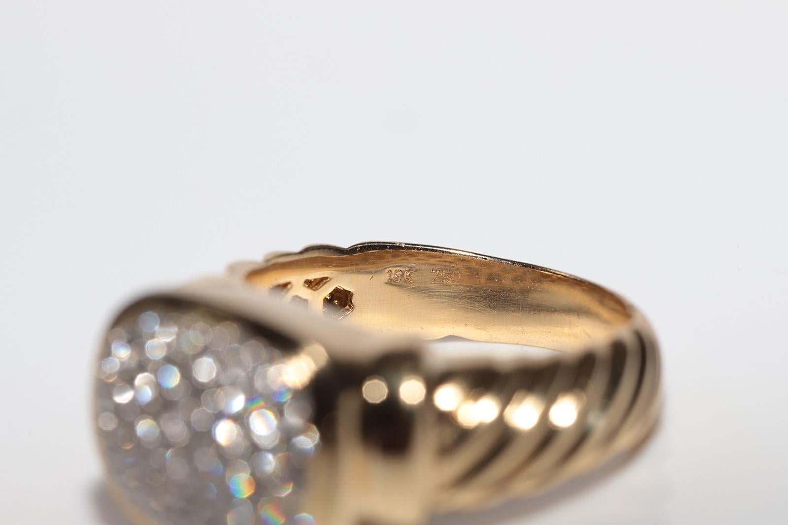 Vintage Circa 1980s 18k Gold Natural Diamond Decorated Strong Ring For Sale 9