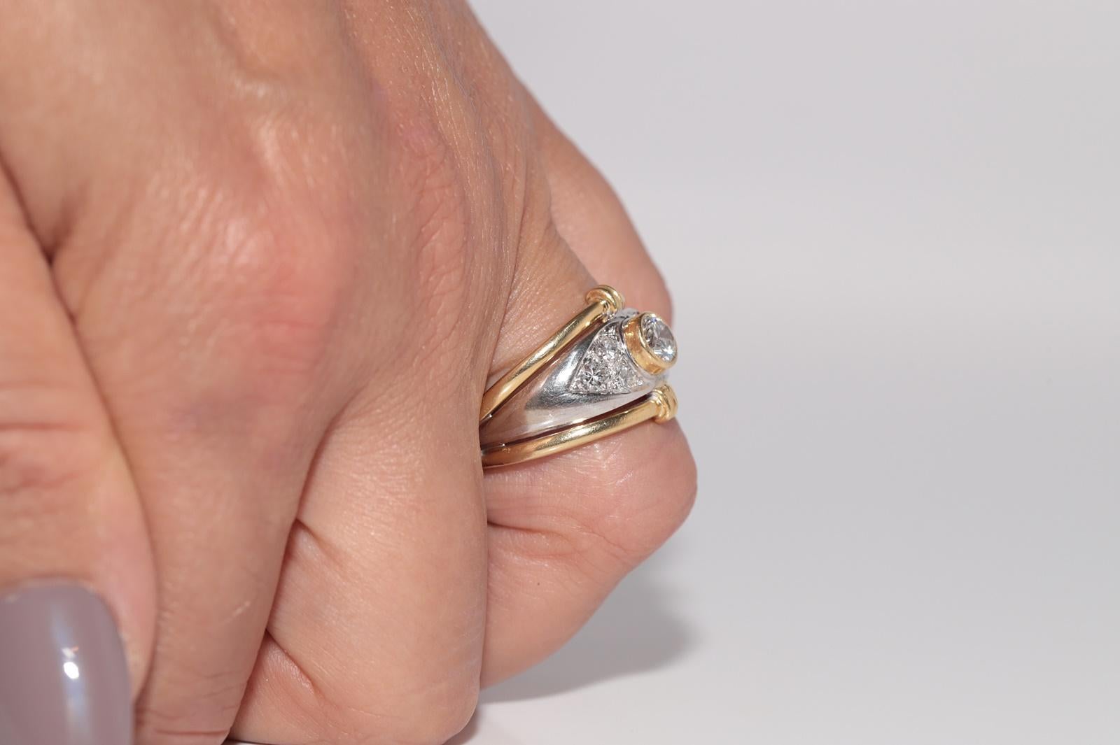 Vintage Circa 1980er Jahre 18k Gold Natürlicher Diamant Dekorierter starker Ring im Angebot 11