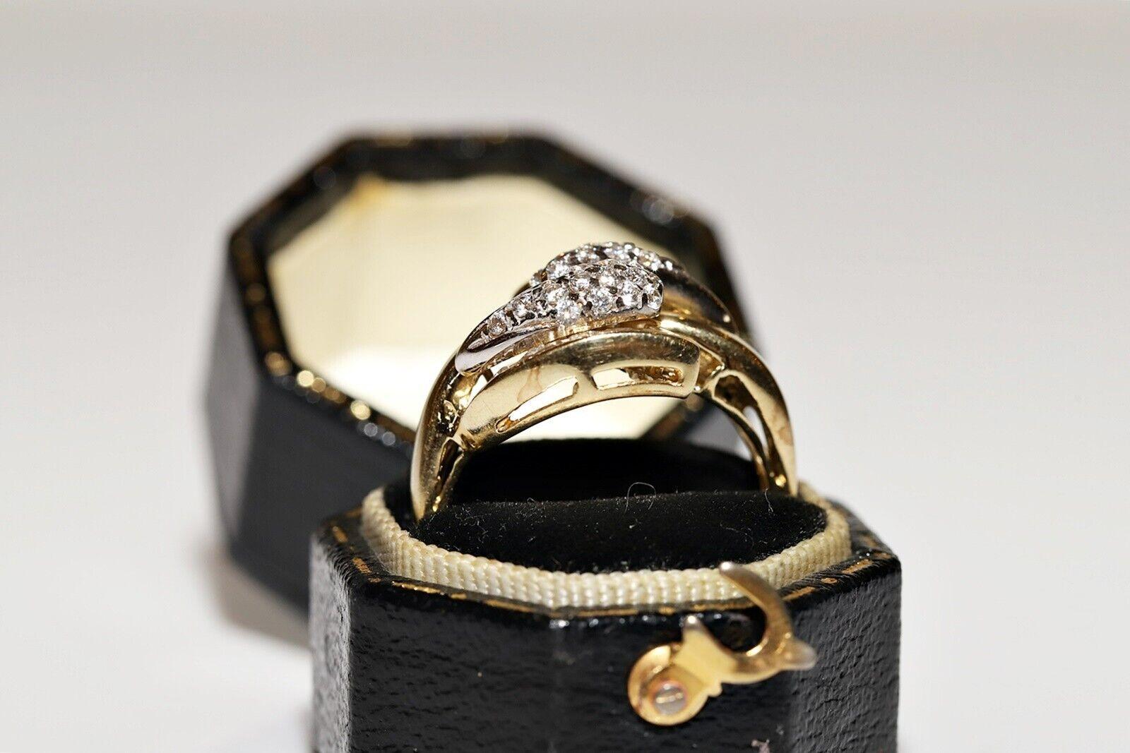 Retro Vintage Circa 1980s 14k Gold Natural Diamond Decorated Strong Ring For Sale