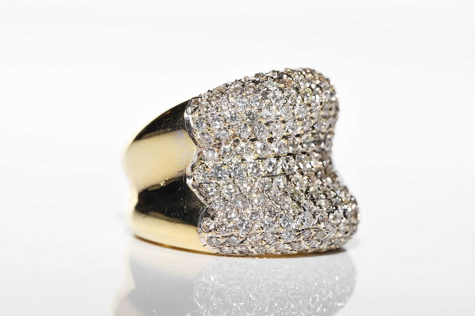 Rétro Anello forte decorato con diamanti naturali in oro 18 carati CIRCA gli anni '80 in vendita