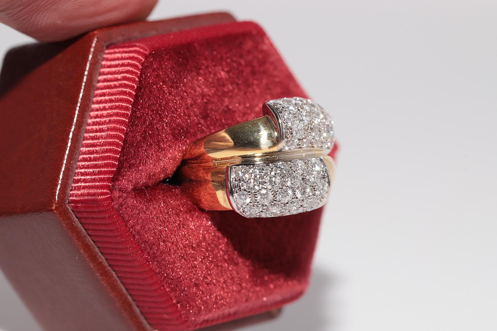 Rétro Anello forte decorato con diamanti naturali in oro 18 carati CIRCA gli anni '80 in vendita