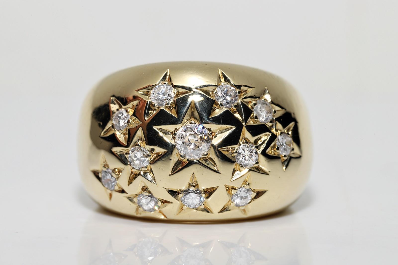 Vintage Circa 1980s 18k Gold Natural Diamond Decorated Strong Ring In Good Condition For Sale In Fatih/İstanbul, 34