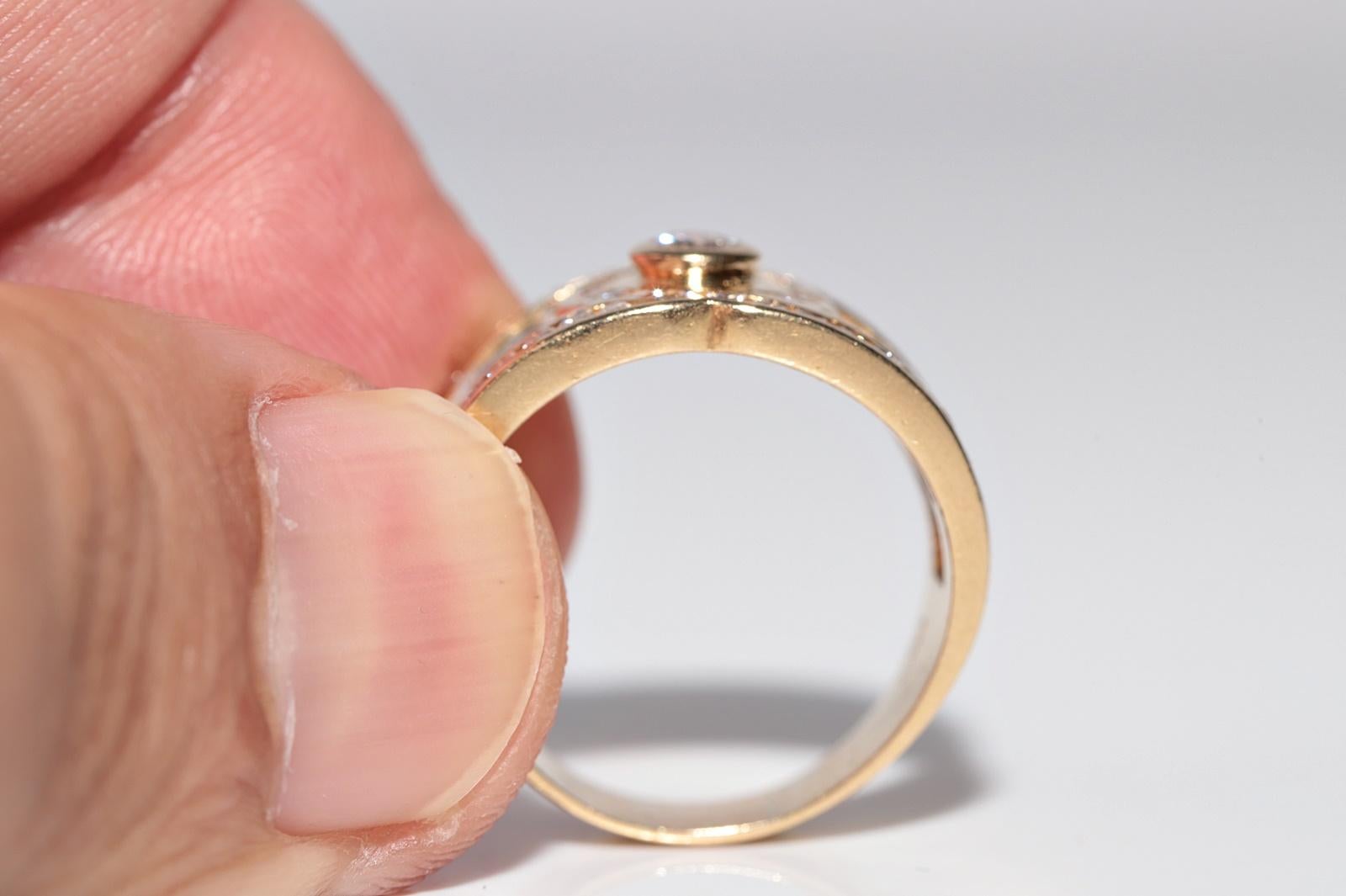 Vintage Circa 1980er Jahre 18k Gold Natürlicher Diamant Dekorierter starker Ring Damen im Angebot