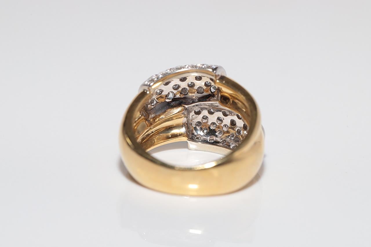 Donna Anello forte decorato con diamanti naturali in oro 18 carati CIRCA gli anni '80 in vendita