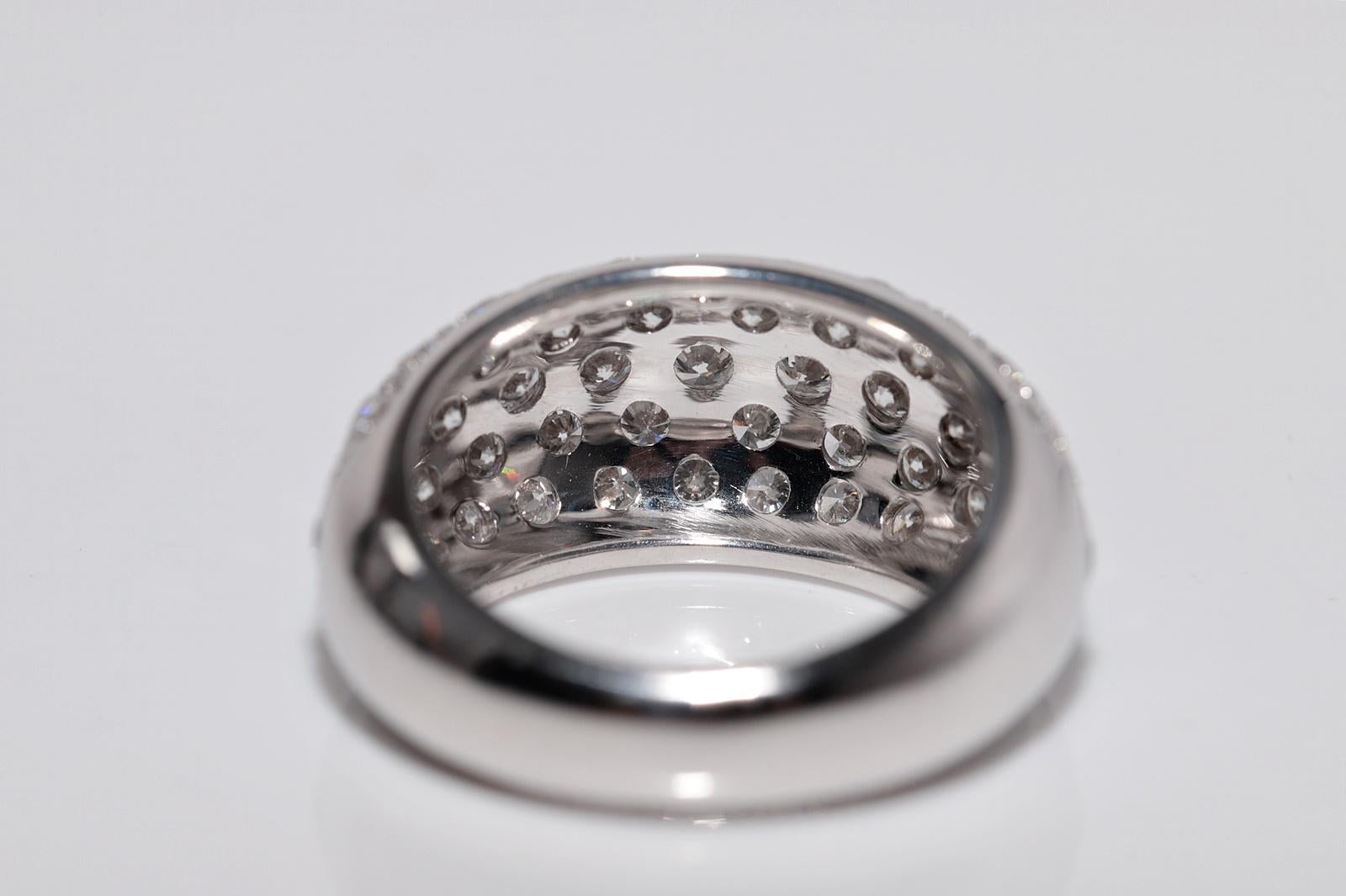 Anello forte decorato con diamanti naturali in oro 18 carati CIRCA gli anni '80 in vendita 2
