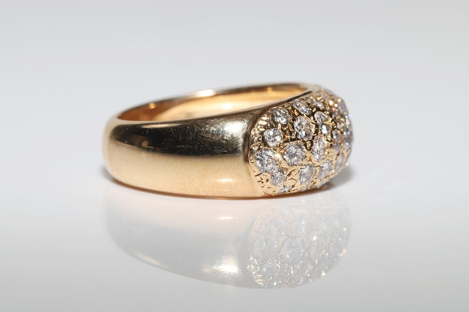 Anello forte decorato con diamanti naturali in oro 18 carati CIRCA gli anni '80 in vendita 2