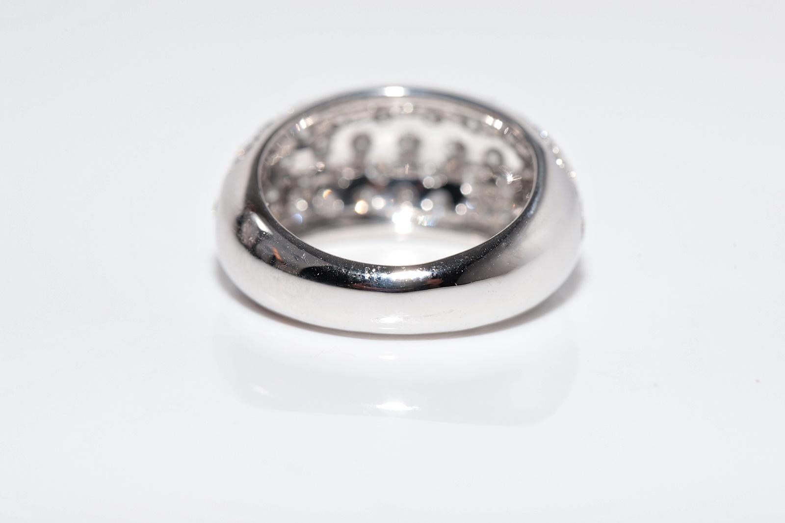 Anello forte decorato con diamanti naturali in oro 18 carati CIRCA gli anni '80 in vendita 3