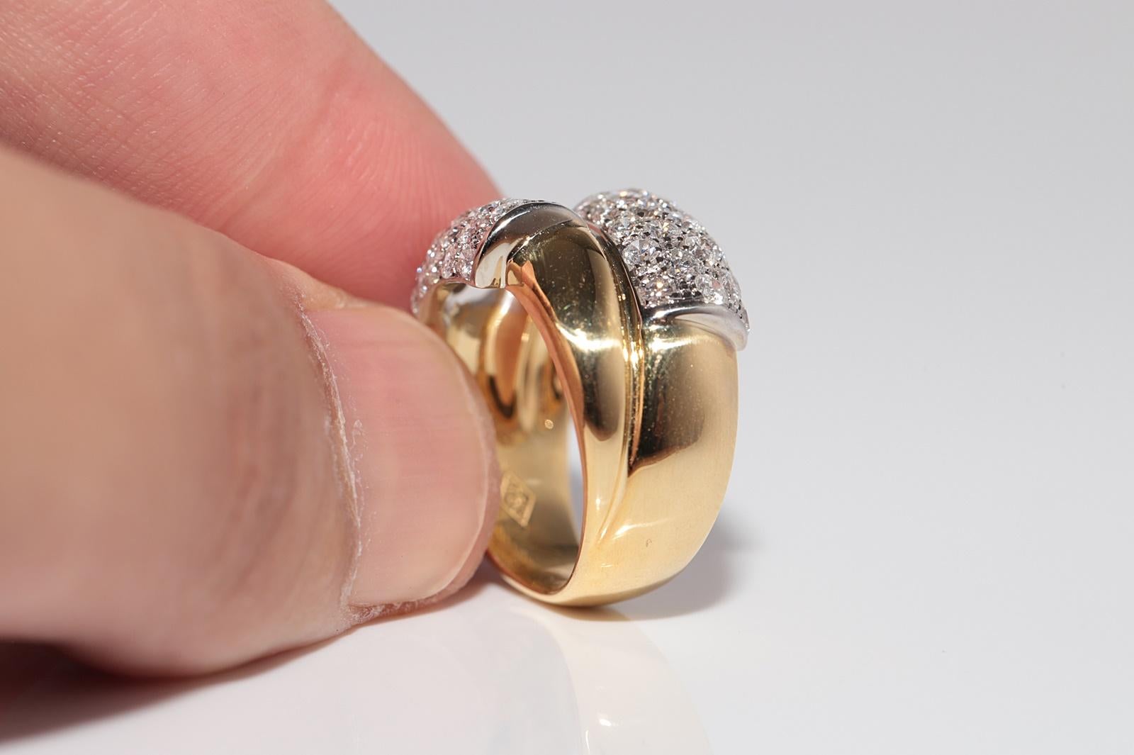 Anello forte decorato con diamanti naturali in oro 18 carati CIRCA gli anni '80 in vendita 3