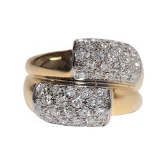 Anello forte decorato con diamanti naturali in oro 18 carati CIRCA gli anni 
80