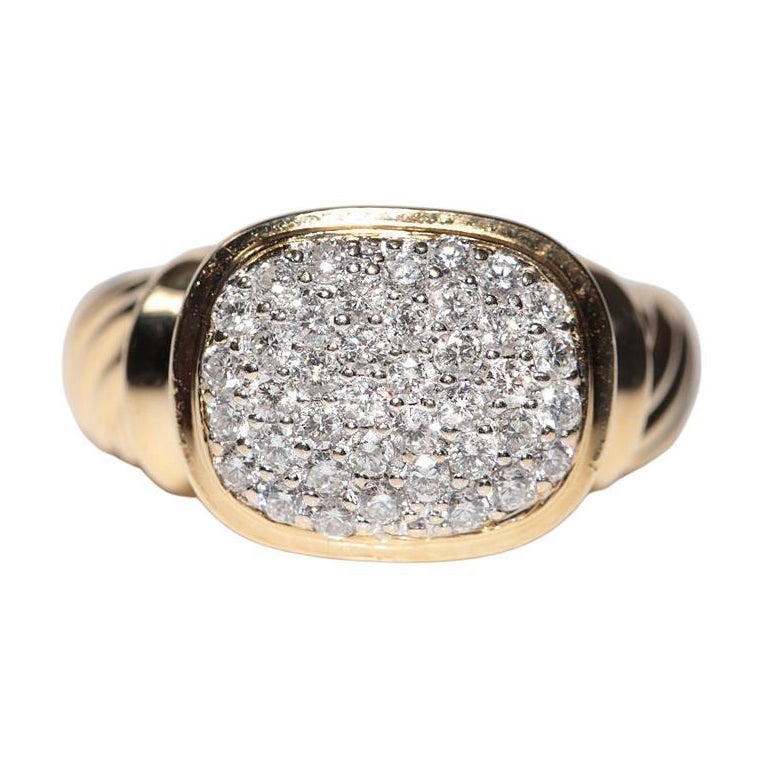 Anello forte decorato con diamanti naturali in oro 18 carati CIRCA gli anni
80