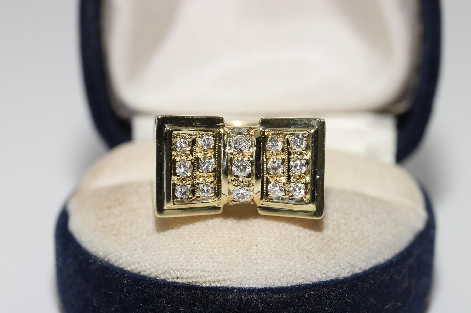 Vintage Circa 1980er Jahre 18k Gold Natürlicher Diamant Dekorierter starker Tank-Ring im Angebot 9