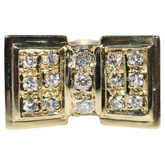 Vintage By degli anni '80 in oro 18 ct. con diamanti naturali e decorazione dell'anello con serbatoio forte