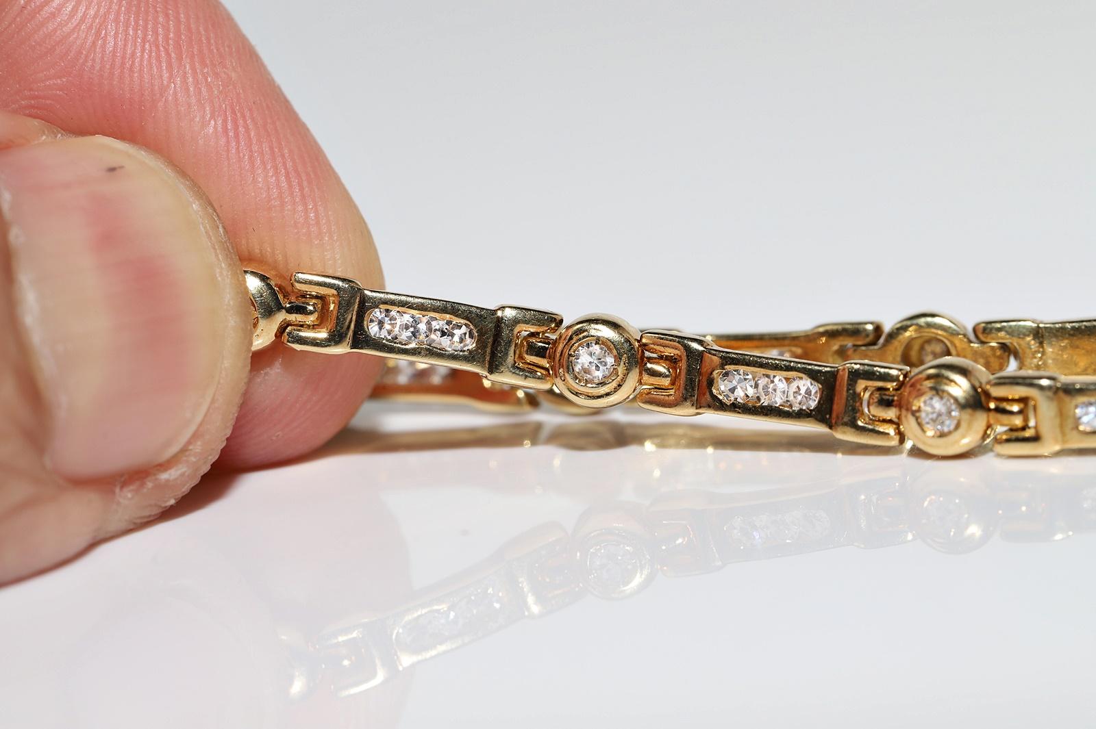 Vintage Circa 1980s 18k Gold Natural Diamond Decorated Tennis Bracelet For Sale 6