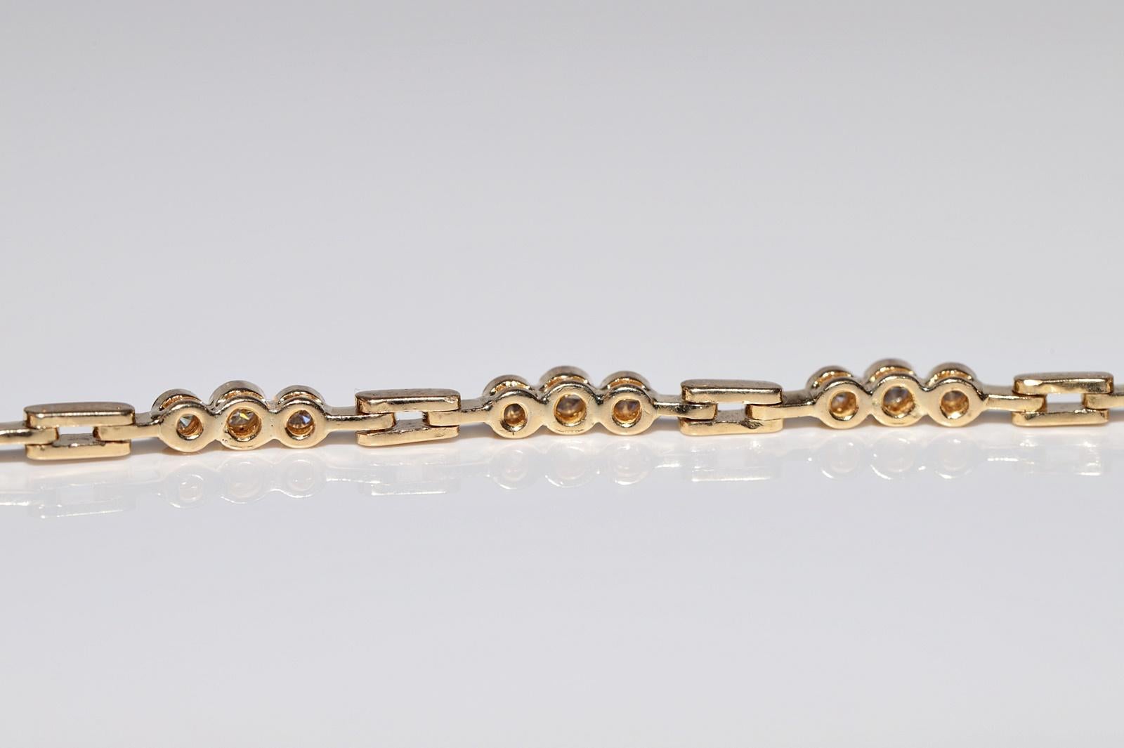 Bracciale da tennis decorato con diamanti naturali in oro 18 ct. d'epoca CIRCA 1980 in vendita 7
