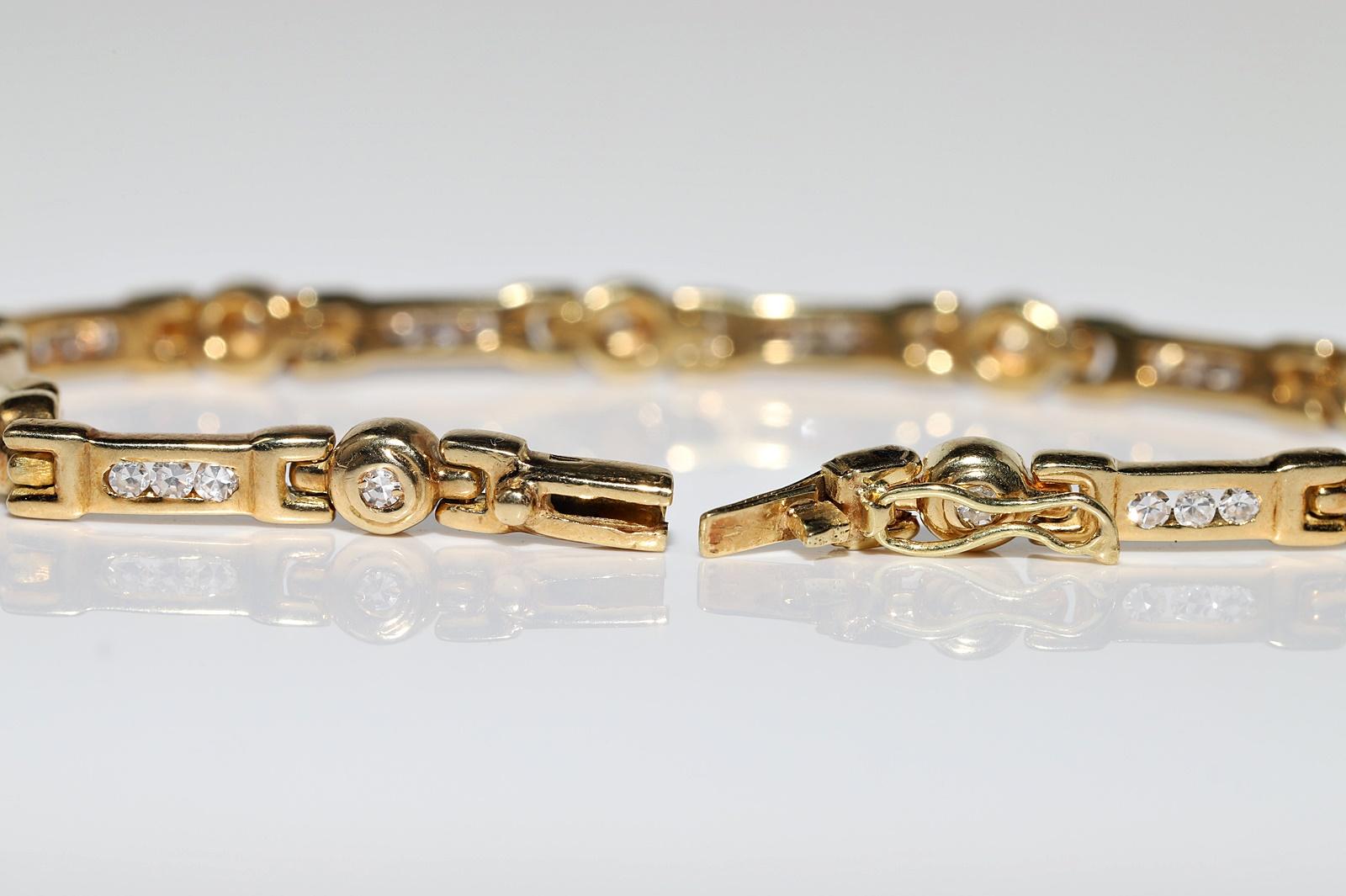 Vintage Circa 1980s 18k Gold Natural Diamond Decorated Tennis Bracelet For Sale 8